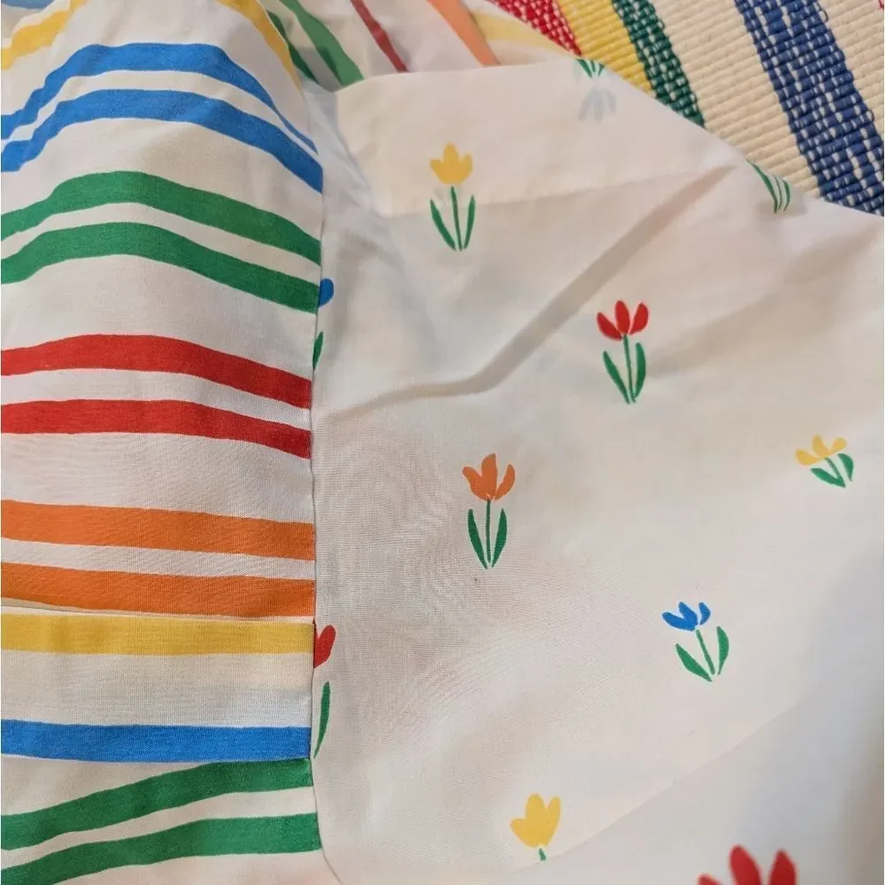 Vintage rainbow stripes and floral print twin bed skirt‎